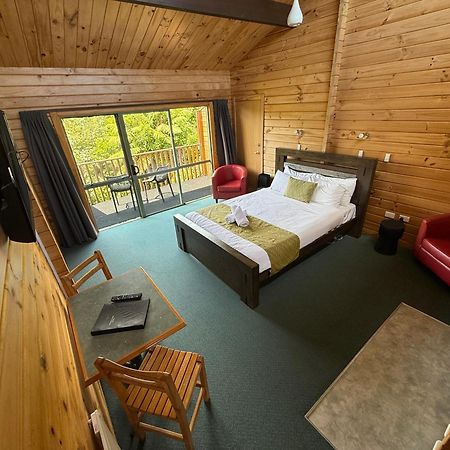 Paparoa Park Motel Пунакайкі Екстер'єр фото